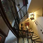 The Cabin Hotel Gandekan